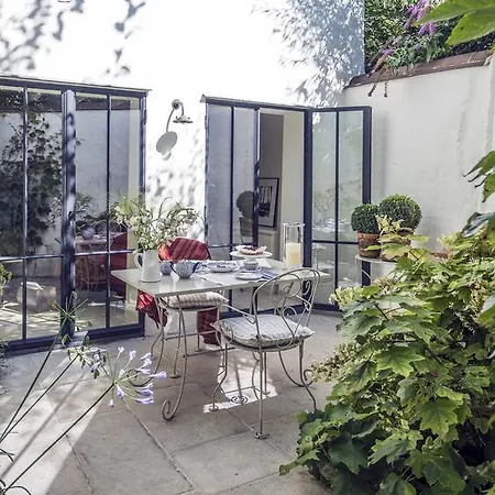 The Herring's - Stylish Private With Breakfast In Historic Center - Adults-only Alojamento de Acomodação e Pequeno-almoço